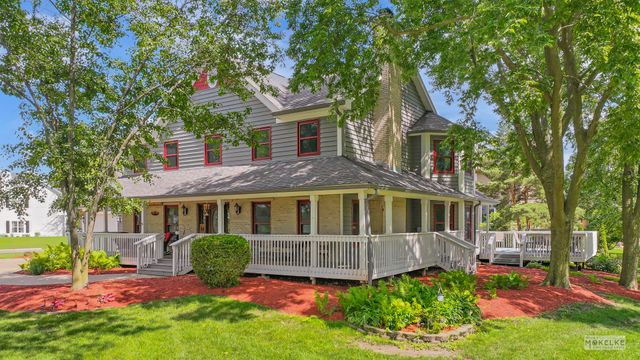 925 Merrill New Road, Sugar Grove, IL 60554