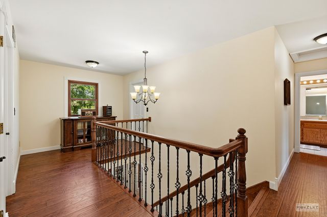 925 Merrill New Road, Sugar Grove, IL 60554