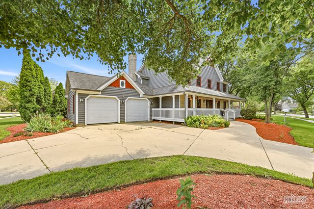 925 Merrill New Road, Sugar Grove, IL 60554