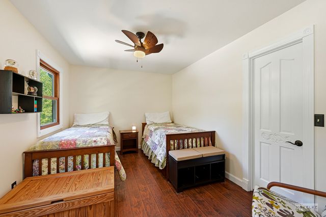 925 Merrill New Road, Sugar Grove, IL 60554