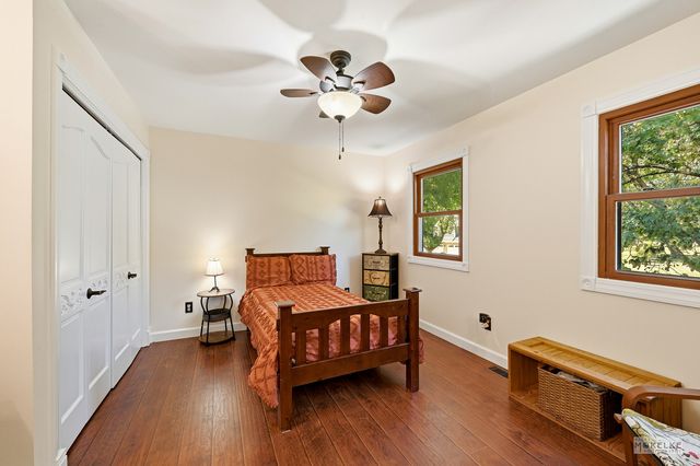 925 Merrill New Road, Sugar Grove, IL 60554