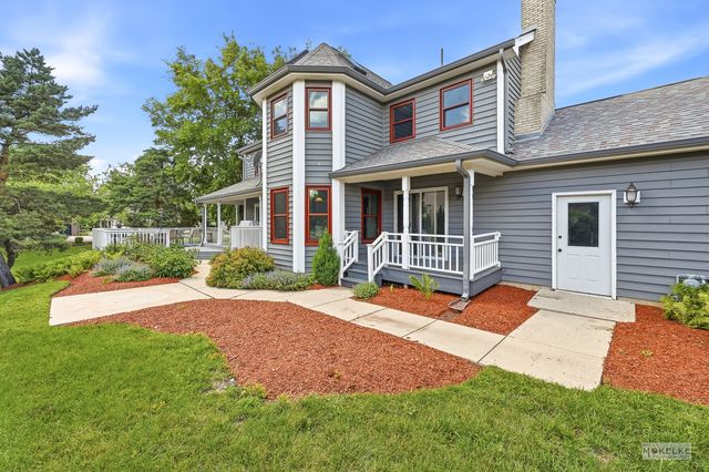 925 Merrill New Road, Sugar Grove, IL 60554