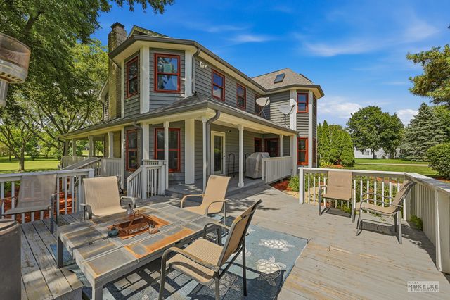 925 Merrill New Road, Sugar Grove, IL 60554