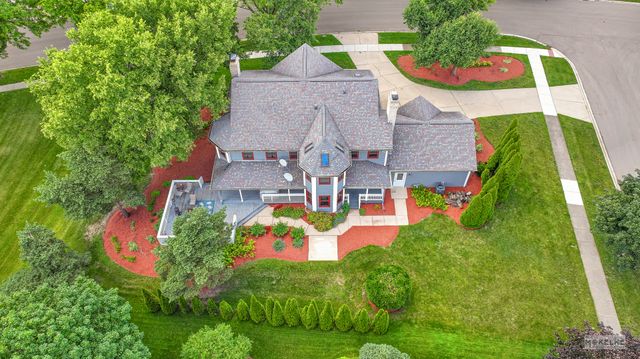 925 Merrill New Road, Sugar Grove, IL 60554