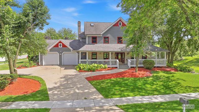 925 Merrill New Road, Sugar Grove, IL 60554