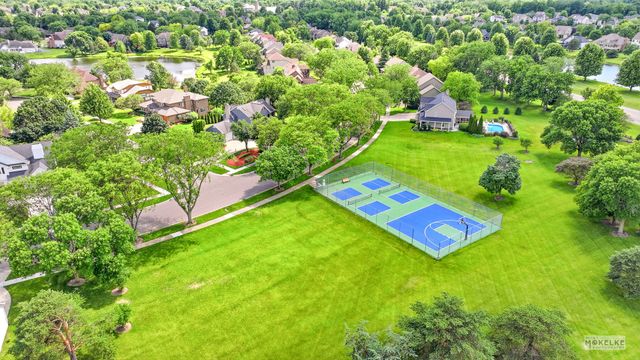 925 Merrill New Road, Sugar Grove, IL 60554