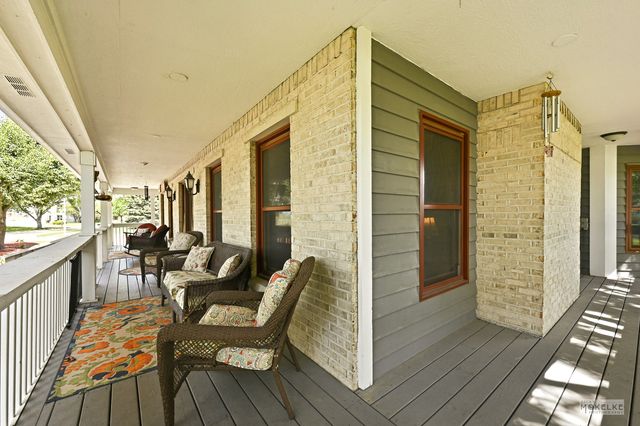 925 Merrill New Road, Sugar Grove, IL 60554