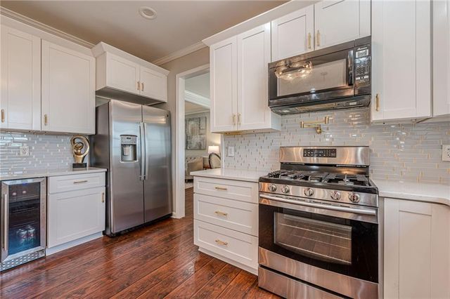 1559 Clydesdale Court, Suwanee, GA 30024