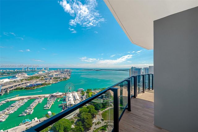 398 NE 5th St 3711, Miami, FL 33132