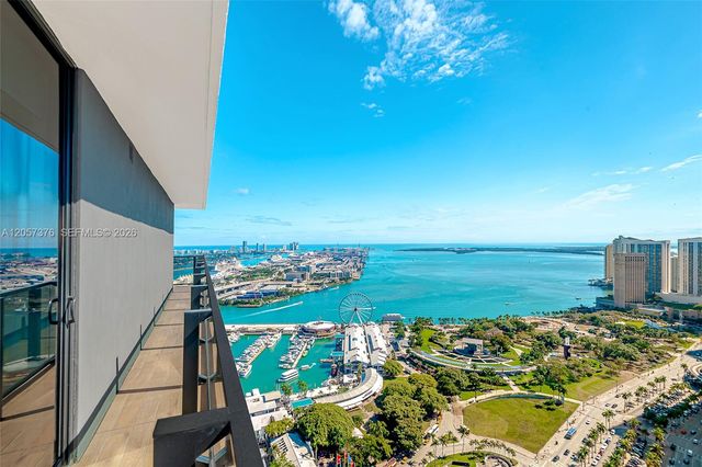 398 NE 5th St 3711, Miami, FL 33132