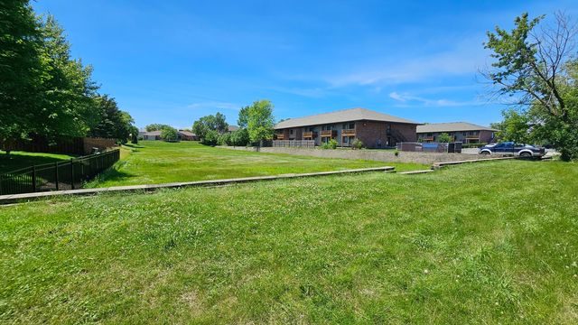 432 Diana Court, Bensenville, IL 60106