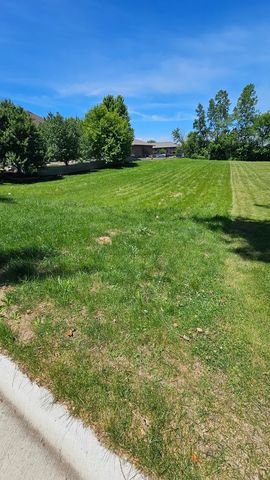 432 Diana Court, Bensenville, IL 60106