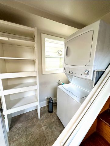 314 S 2nd Avenue 4, St. Charles, IL 60174