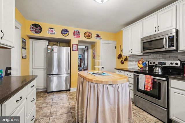 804 S YORK STREET, Mechanicsburg, PA 17055