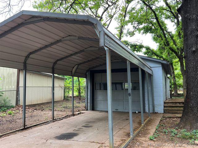 5364 W Cove Drive, Terlton, OK 74081