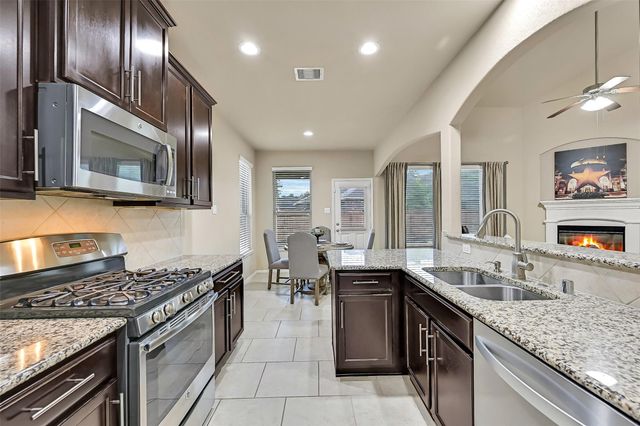 2303 Deer Trace Court, Crosby, TX 77532