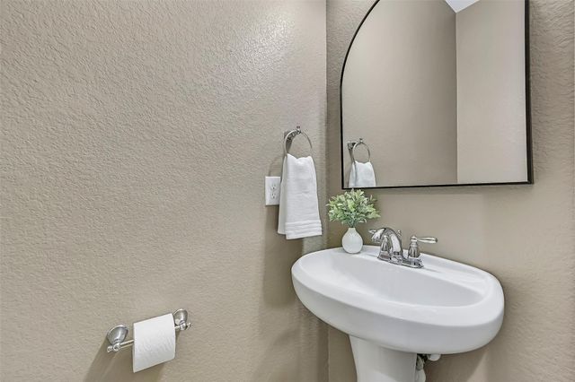 2303 Deer Trace Court, Crosby, TX 77532