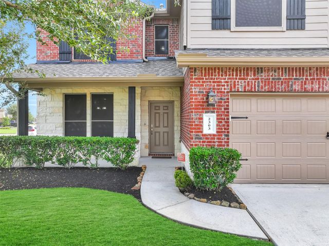 2303 Deer Trace Court, Crosby, TX 77532