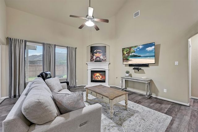 2303 Deer Trace Court, Crosby, TX 77532