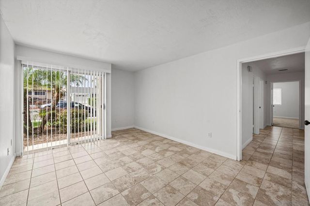 12643 Robison Blvd Apt 121, Poway, CA 92064