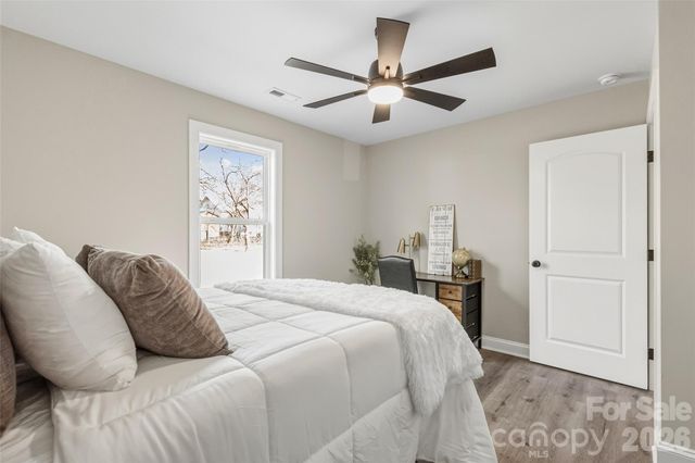 91 W 7th Street, Lexington, NC 27295