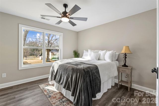 91 W 7th Street, Lexington, NC 27295