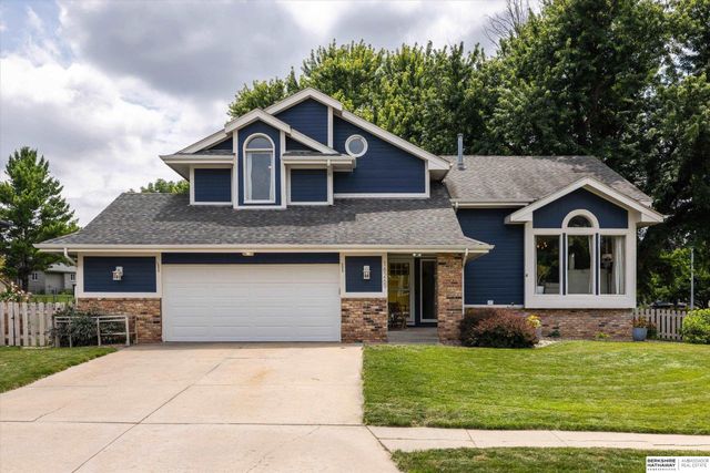 16269 Riggs Street, Omaha, NE 68135