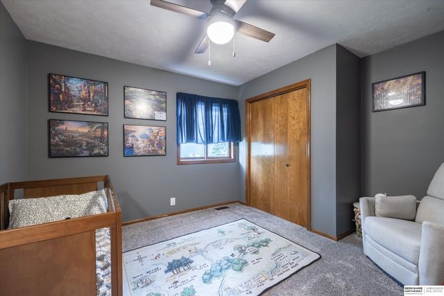16269 Riggs Street, Omaha, NE 68135