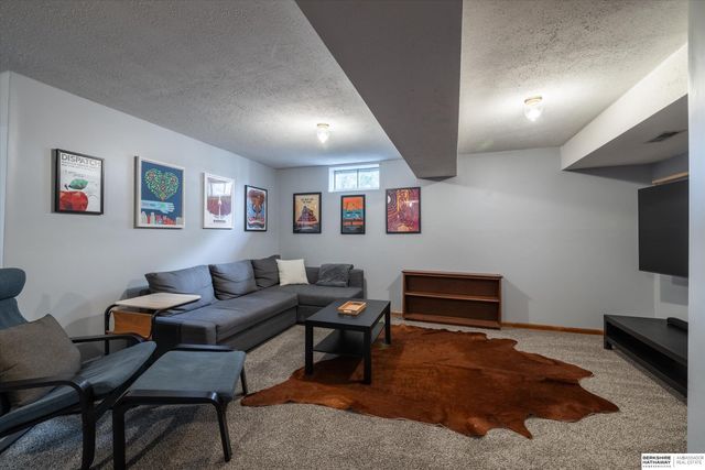16269 Riggs Street, Omaha, NE 68135