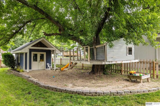 16269 Riggs Street, Omaha, NE 68135