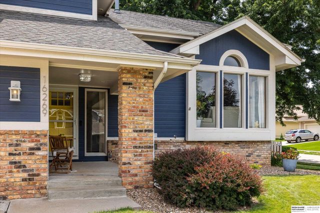 16269 Riggs Street, Omaha, NE 68135