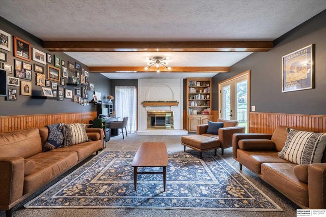 16269 Riggs Street, Omaha, NE 68135