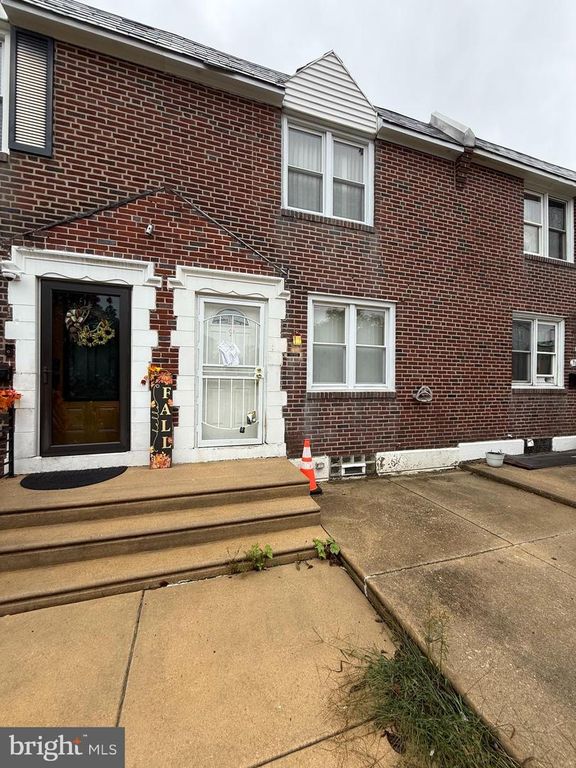 7650 SHERWOOD RD, Philadelphia, PA 19151