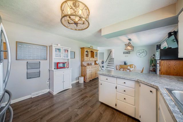 1835 DEXTER STREET, New London, WI 54961