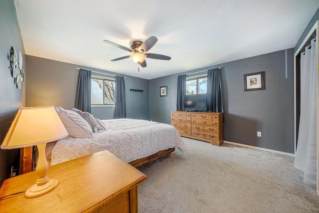 1835 DEXTER STREET, New London, WI 54961