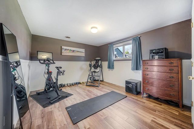 1835 DEXTER STREET, New London, WI 54961