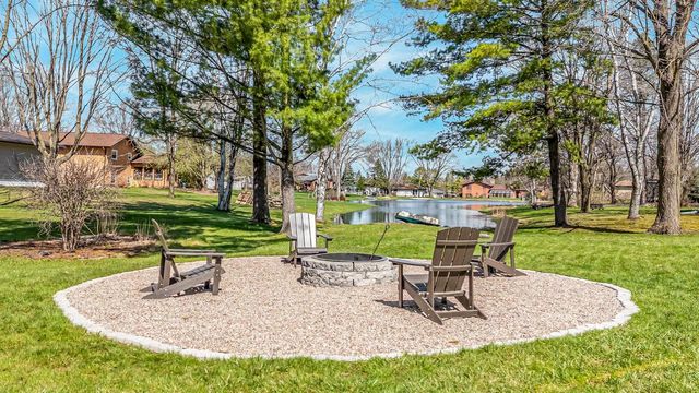 1835 DEXTER STREET, New London, WI 54961