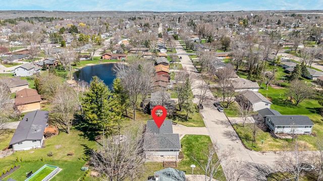 1835 DEXTER STREET, New London, WI 54961