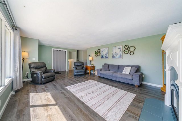 1835 DEXTER STREET, New London, WI 54961