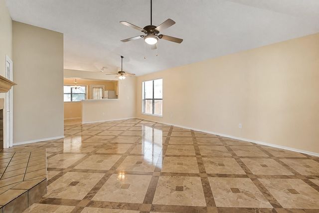 2332 Chestnut Way, Bedford, TX 76022