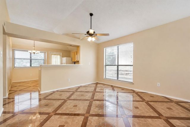 2332 Chestnut Way, Bedford, TX 76022