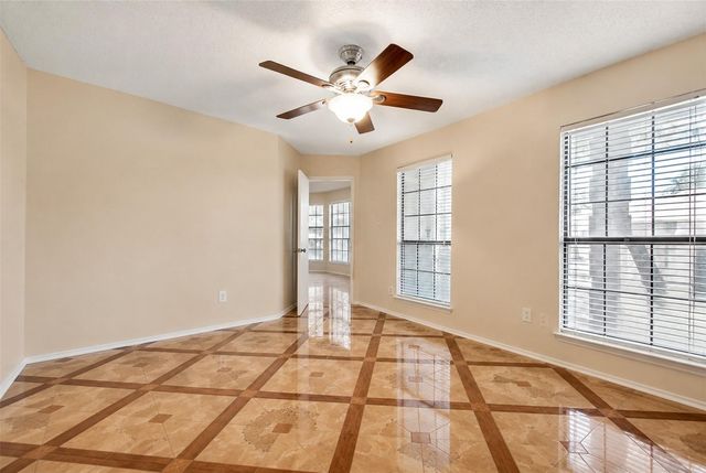 2332 Chestnut Way, Bedford, TX 76022