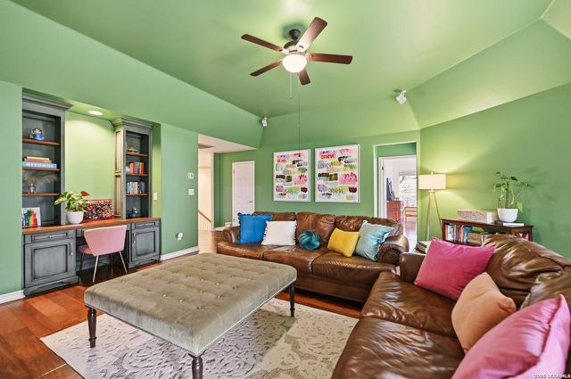 8 Aspen Creek, San Antonio, TX 78248