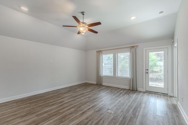 9840 Sweet Flag Court, Conroe, TX 77385