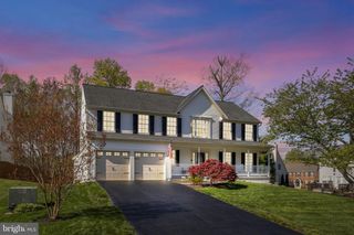 8 QUEENS MILL CT, Stafford, VA 22554