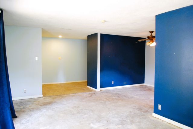 3530 Kiestcrest Drive, Dallas, TX 75233