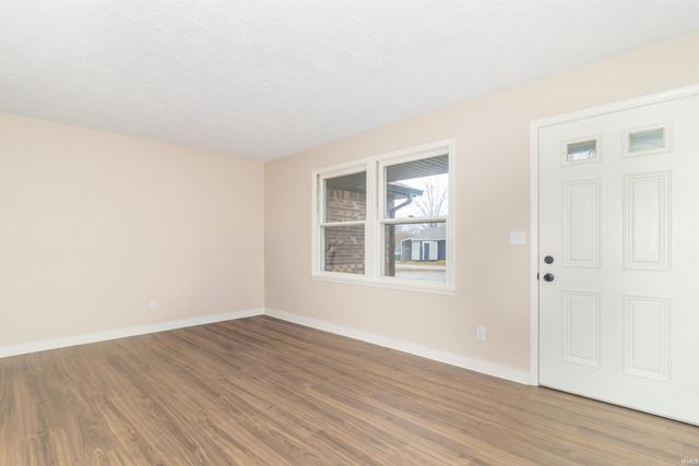 125 Nixon Drive, New Castle, IN 47362