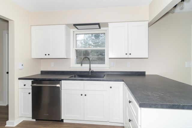 125 Nixon Drive, New Castle, IN 47362