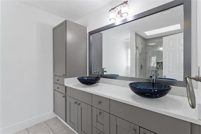 140 Grayland Creek Drive, Lawrenceville, GA 30046