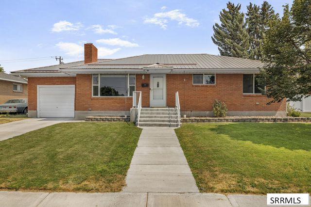 631 Holley Street, Shelley, ID 83274